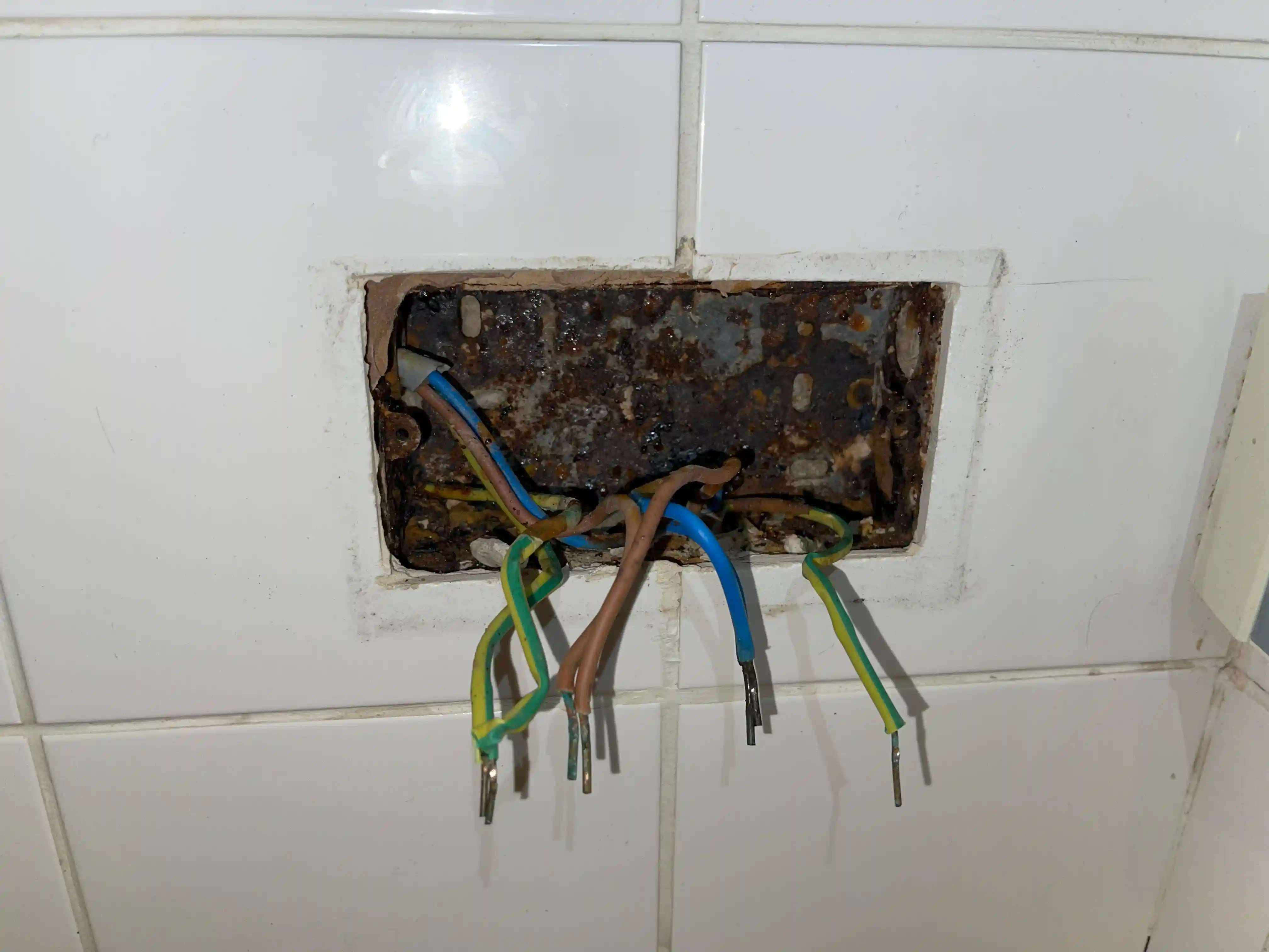 Emergency Electrician Westminster